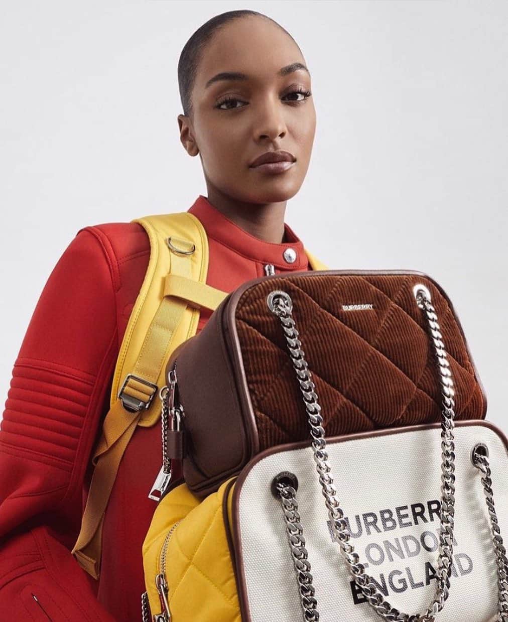 ジョーダン・ダンのインスタグラム：「Burberry’s Future Archive ✨」
