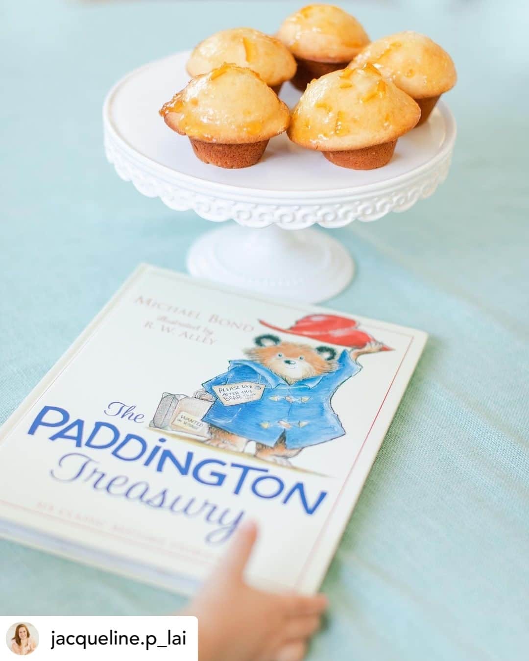 Paddington Bearさんのインスタグラム写真 - (Paddington BearInstagram)「Orange marmalade muffins, with enough to share...what's not to like?⁣ ⁣ 📸 @jacqueline.p_lai」1月15日 20時52分 - paddingtonbear