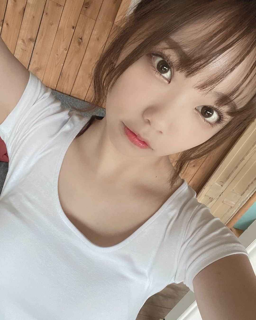 仲村和泉のインスタグラム：「👼🏻🤍﻿ ﻿ ﻿  ﻿ ﻿ #オフショット #アイドル #idol」