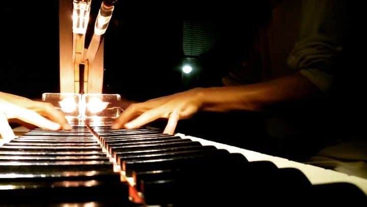 大久保裕太のインスタグラム：「『Midnight Swan』. #piano#pianoman#okbpiano#instapiano#movie #goodnight」