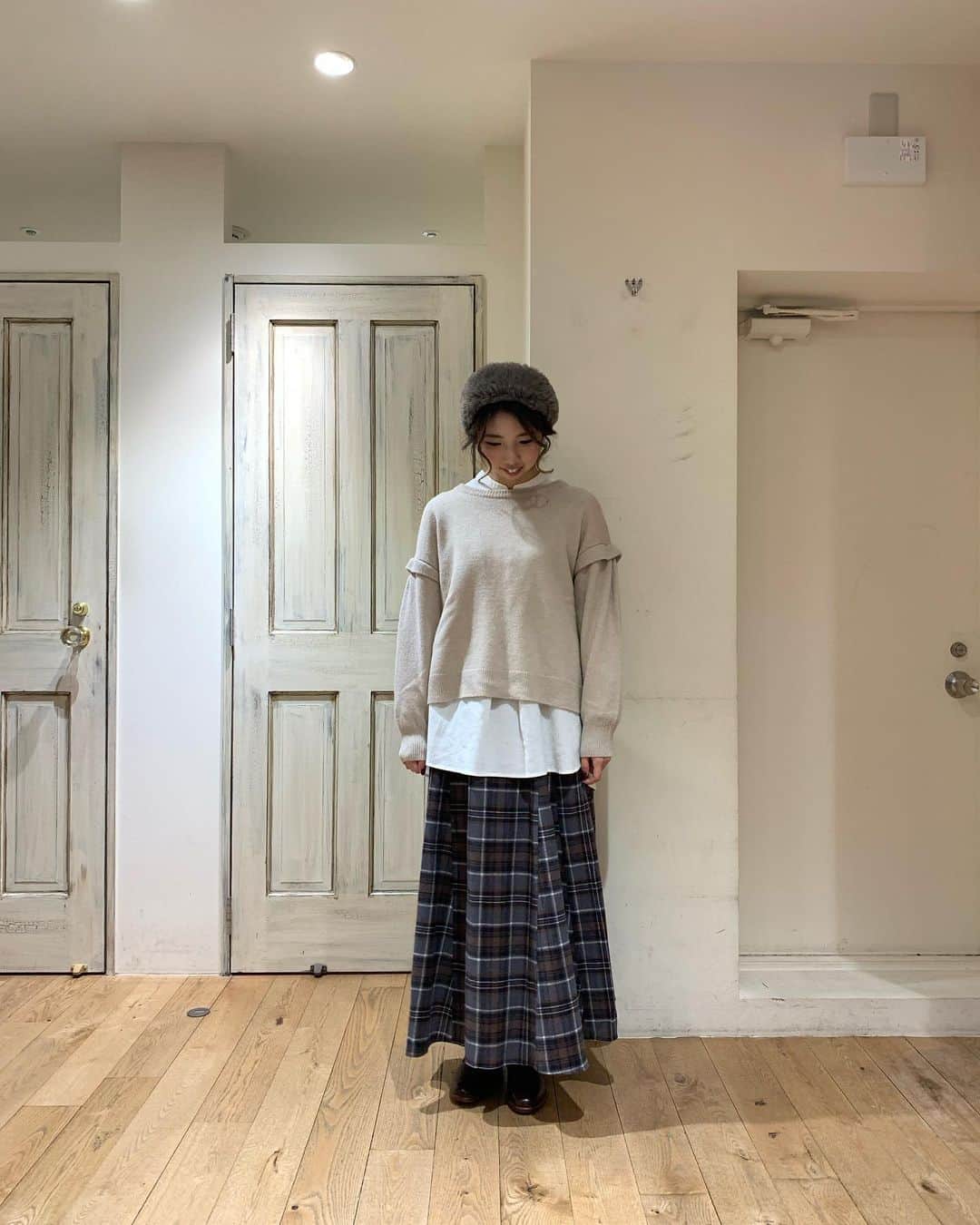 SM2olohuone LUMINE立川店さんのインスタグラム写真 - (SM2olohuone LUMINE立川店Instagram)「ルミネ・ザ・バーゲン開催中•*¨*•.¸¸♬︎  ⠀ 前の投稿でご紹介しましたコーディネートの ボトムをチェンジ‼︎  【 SamansaMos2 】 Knit ¥9.350(TSUHARU)beige blouse ¥5.500(No.1709681) skirt ¥ shoes ¥15.400(TSUHARU) すべて、tax incl. 他、スタッフ私物 身長:162㎝  ⠀  #2021#winter#correction#lumine#tachikawa#olohuone#fashion#samansamos2#tsuharu#girly#happy#fashion#life#staffsnap#love#me#冬#羊飼いの唄#🐑#ルミネ#リネン#ルミネ立川#サマンサモスモス#立川ルミネ#立川#ツハル#tsuharubysamansamos2 ⠀ ⠀⠀ ⠀ ⠀ ⠀⠀ ⠀ ⠀⠀」1月15日 21時10分 - sm2olohuone_lumine