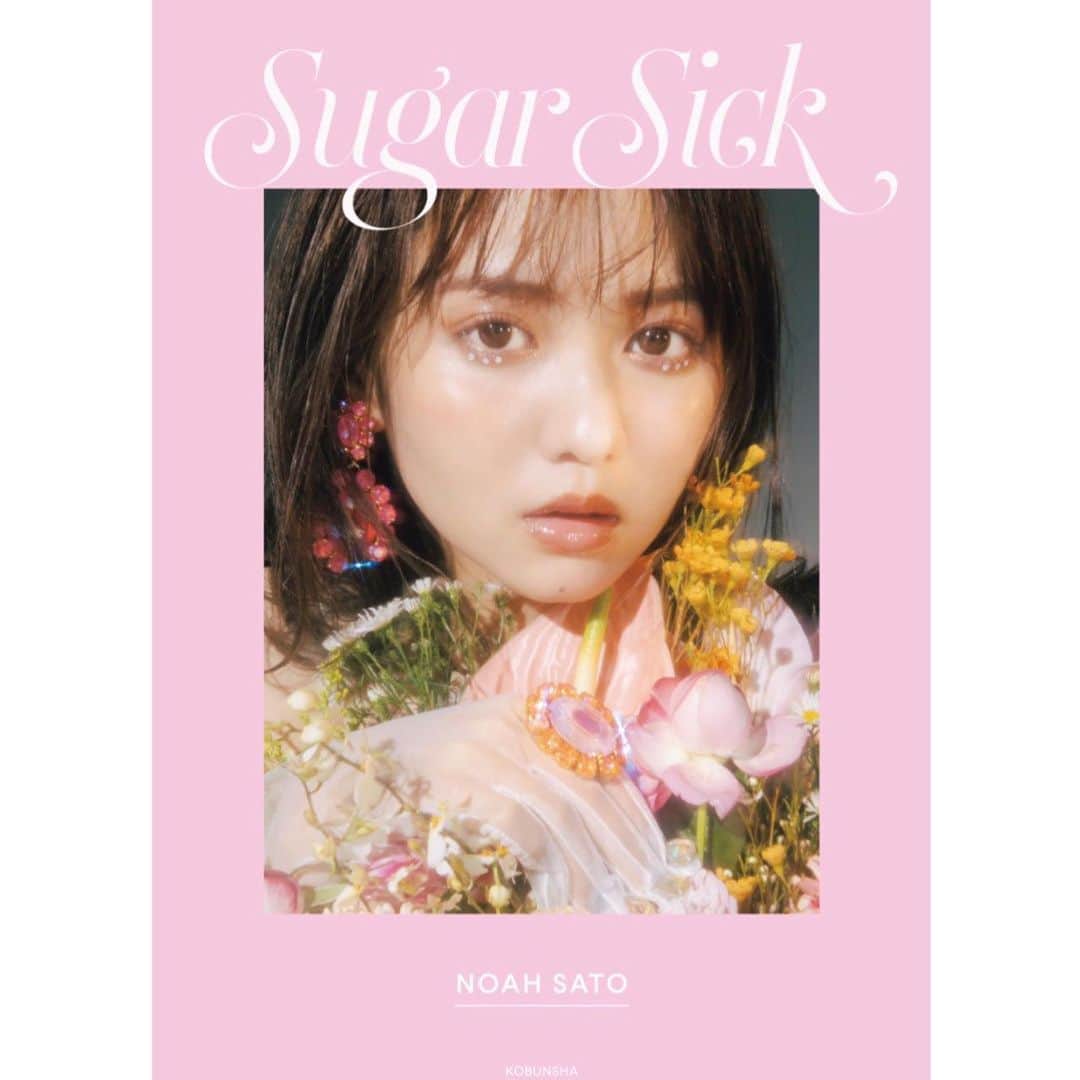 高橋有紀のインスタグラム：「ノアちゃんのフォトスタイルブックヘアメイク担当させてもらいました💐2/16発売！ 今回本当にかなり豪華だなってくらい何日もかけて、いろんな場所色んなシチュエーションでかなり幅のあるノアちゃんがみれると思います！限定盤の表紙も別に二つあるし、わたしまで思い入れたっぷりの一冊になっています！ 本当に想像以上に色んなノアちゃんがみれると思います🤫 公表されているロリータとか以外もまだまだお楽しみが、、、♡ #佐藤ノアシュガーシック  #osakana_yuki」