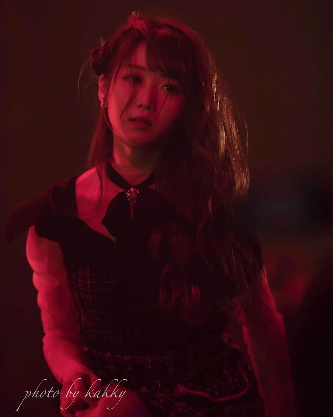 大谷映美里さんのインスタグラム写真 - (大谷映美里Instagram)「🖤 ㅤㅤㅤㅤㅤㅤㅤㅤㅤㅤㅤㅤㅤ バトルしてそうだよね⚔️⚔️⚔️ ㅤㅤㅤㅤㅤㅤㅤㅤㅤㅤㅤㅤㅤ 明日から始まります、武道館2days！ 夢のステージに立てることはとても嬉しいです… 対策を万全にして、お待ちしていますね。 ㅤㅤㅤㅤㅤㅤㅤㅤㅤㅤㅤㅤㅤ 会場まで足を運んで応援しに来てくださる皆さん、 今回は応援電波という形を取って下さった皆さん、 ありがとう。 ㅤㅤㅤㅤㅤㅤㅤㅤㅤㅤㅤㅤㅤ #カメコさんが撮ったみりにゃ 📷」1月15日 22時01分 - otani_emiri