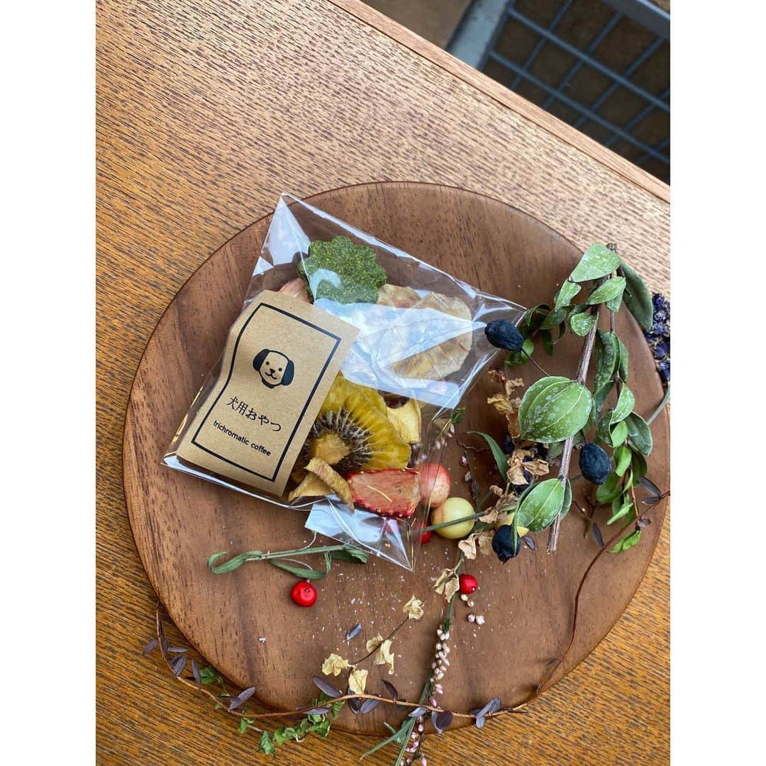 TRICHROMATIC COFFEEのグルメインスタ