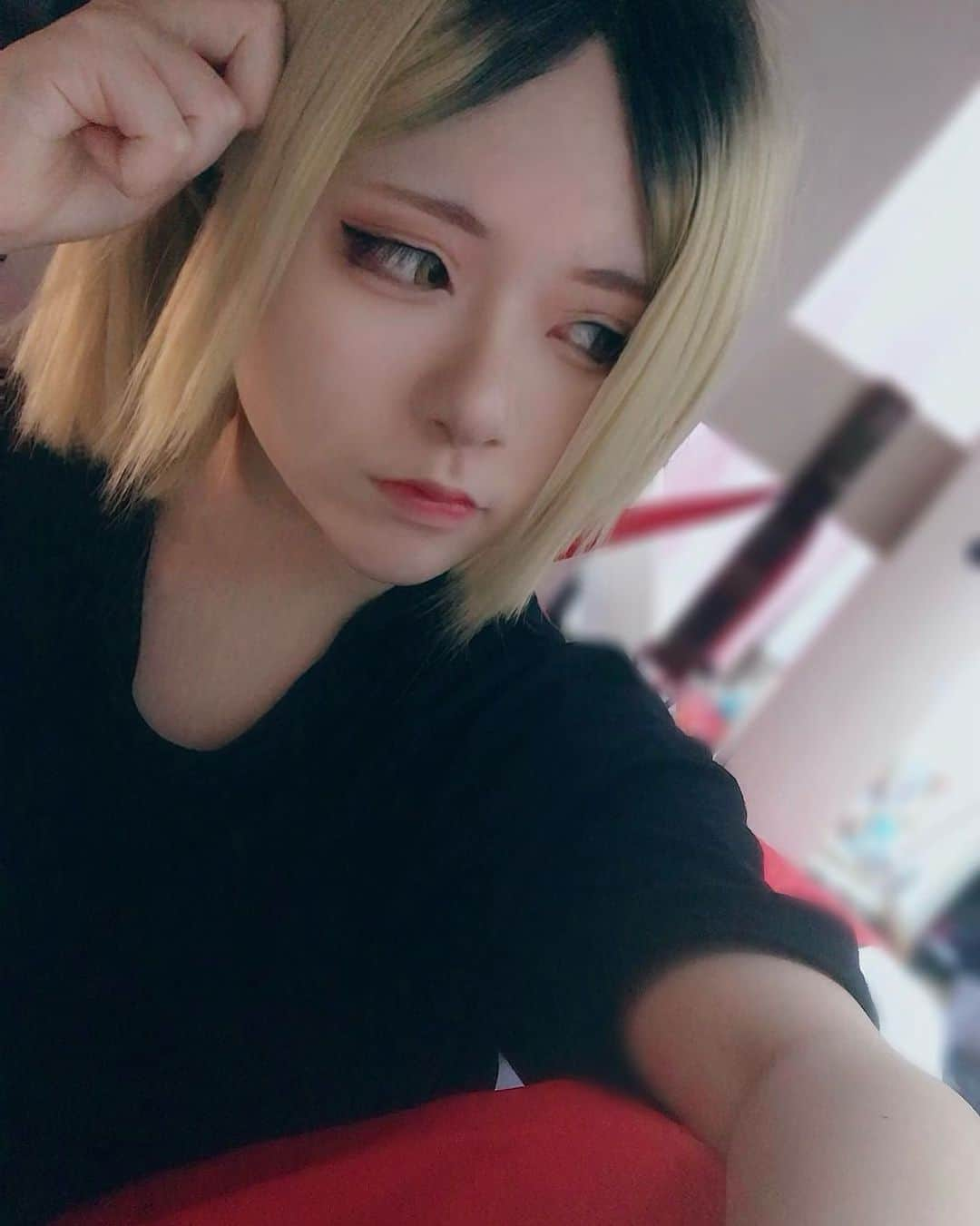 黒夢のインスタグラム：「🐈🏐 _________________ #ハイキュー #孤爪研磨 #コスプレ #haikyuu #kozumekenma #cosplay」