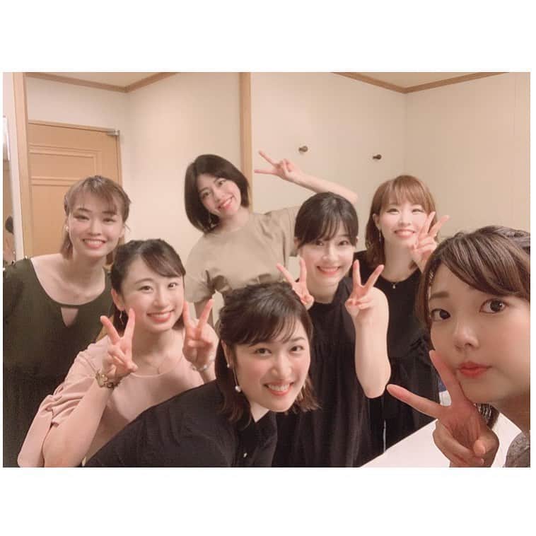 茉玲さや那のインスタグラム：「﻿ ﻿ 写真出てきた‪‪☺︎‬﻿ みんなに会いたいな…‪。。﻿ ﻿ ﻿ #同期﻿ #98期﻿ ﻿ ﻿」