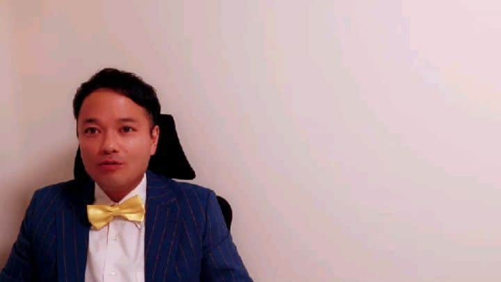 横山裕之のインスタグラム：「本日の動画アップしました🎉  「占いtubeミルミルミライ」  🔮嵐の二宮和也さんを徹底解明🔮  性格は⁉️ 子供の名前は⁉️  URLはプロフィール欄に貼ってあります☝️  #嵐 #活動休止 #二宮和也 #ニノ #結婚 #子供 #姓名判断 #タロット #2021年 #占い #当たる占い   是非観て下さいませ🙇」
