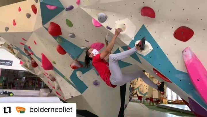 ルスタン・ゲルマノフのインスタグラム：「Always nice to get out there and set sine routes 😎  #Repost @bolderneoliet • • • • • • 360  #neoliet #bolder #rotterdam #bolderrotterdam #bouldering #climbing #climbing_is_my_passion #gymlife  #climbing_videos #refresh  #bouldersetting  #routesetting  Music:  Music from @chillhopmusic  Forward by Hanz」