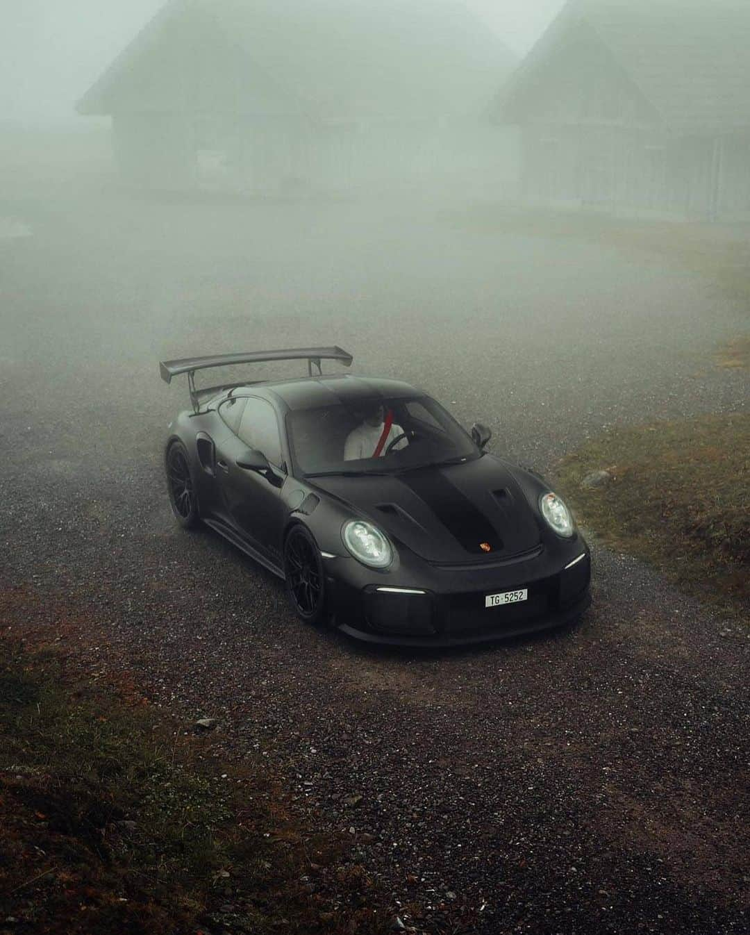 Kik:SoLeimanRTさんのインスタグラム写真 - (Kik:SoLeimanRTInstagram)「Porsche GT2RS Photos by @blekoshots 🔥◾️🔴🔵🔸   #cars #car #carporn #carsofinstagram  #luxury #supercars #supercar #auto  #love #speed #photography #jdm #racing  #carlifestyle  #sportscar #instacar  #instacars #drive #turbo #exoticcars #instagood #luxurycars #drift #instagram  #race   #photooftheday #vehicle #wheels  #sportscars  #carinstagram」1月16日 0時03分 - carinstagram