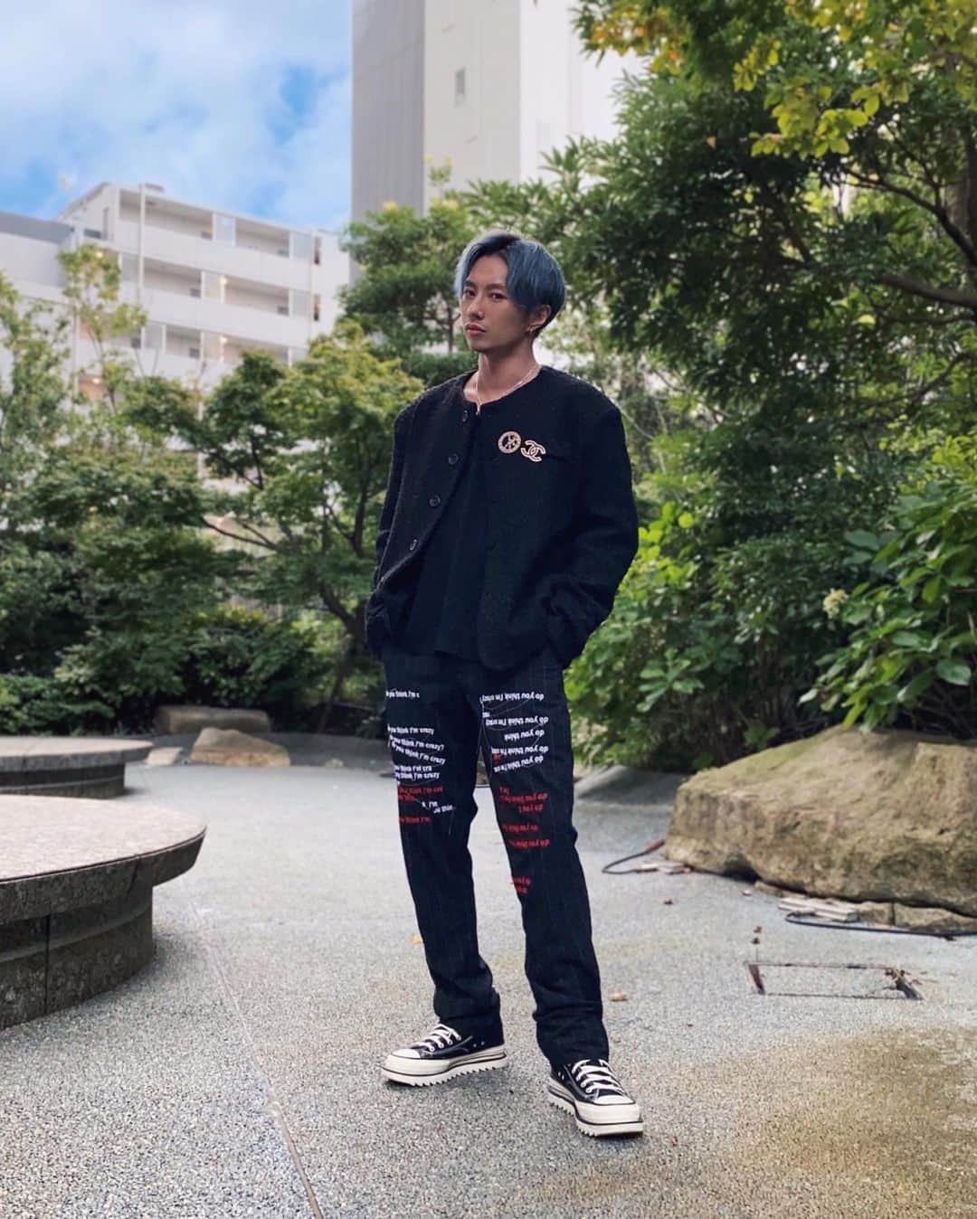 DJ FUMIのインスタグラム：「変な時間に寝てしまった😂おはよ  今日朝からDJだから丁度いいかw」