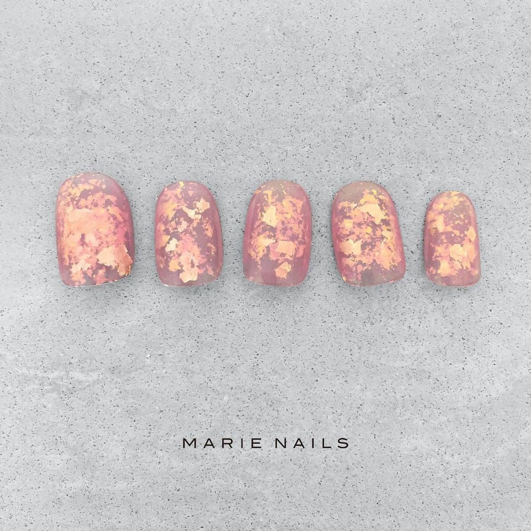 marienails_jpnのインスタグラム：「#nailartist #nailstagram #nailsofinstagram #nailswag #nailpro #nailist #marienails #nail #nails #naildesign #nailart #fashion #trend  #gelnails #instanails #fashionista #fashionlove #nailfie #マリーネイルズ #ネイルデザイン #ネイル #ジェルネイル #ファッション #ネイルサロン #ネイリスト #お洒落さんと繋がりたい #美甲 #ネイルアート #おしゃれ #コーデ」
