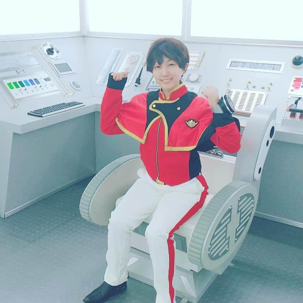 木村加奈子さんのインスタグラム写真 - (木村加奈子Instagram)「【寂しさの先には…】  大好きな戦隊が揃う 超英雄祭…  中止になってしまいました😢 コロナだから仕方ない… でも 心がボキッと折れてしまいました…  きっと同じような方がいるはず… 少しでも 少しでも 同士の皆さんに癒しを…と思い…  サロンに遊びに来てくれて 同じ気持ちを伝えてくれたら 割引します！笑  中野のサロンでお待ちしてます✨  #キラメイジャー #中野 #小顔になりたい #小顔サロン #小顔矯正 #コスプレイヤーさんと繋がりたい #コスプレ」1月16日 1時29分 - kanakanakanako320