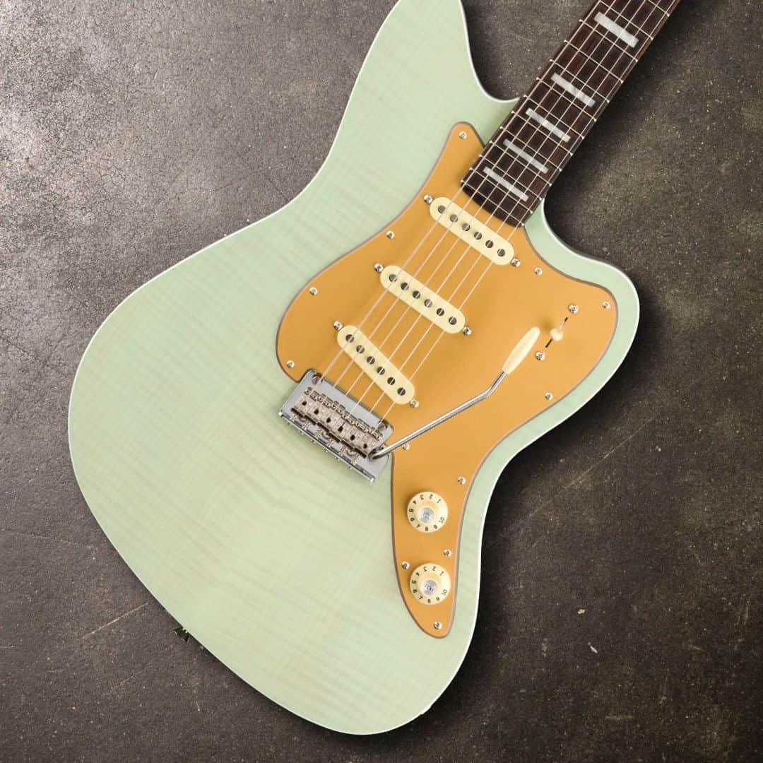 Fender Guitarさんのインスタグラム写真 - (Fender GuitarInstagram)「Offset elegance and Stratocaster® versatility come together in the Parallel Universe Vol II Strat® Jazz Deluxe. Ravishing in Transparent Faded Seafoam Green and featuring Fender Custom Shop Texas Special™ Strat pickups, a two-point tremolo bridge and a solid rosewood neck, this instrument plays like a dream with looks to match. Learn more via link in bio.」1月16日 2時00分 - fender