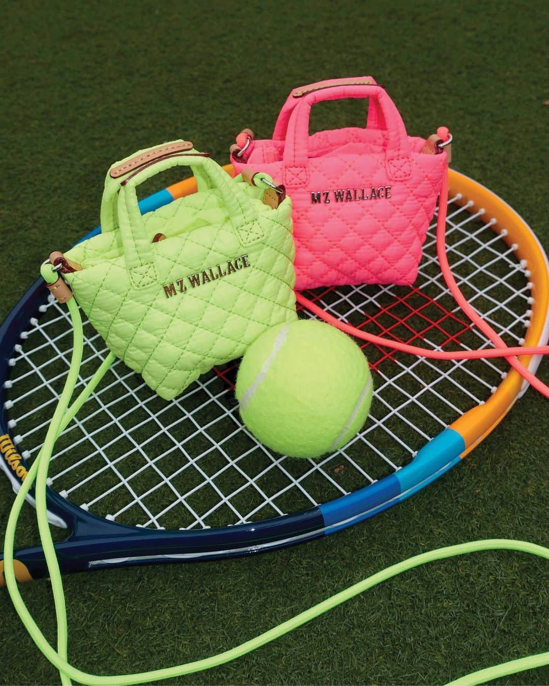 MZウォレスのインスタグラム：「Fresh for 2021. Mood-boosting brights in our small-but-mighty Tiny Metro Tote. Tap to shop! #newarrivals」