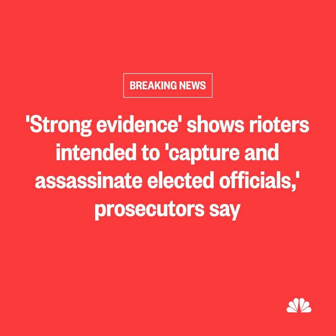 NBC Newsさんのインスタグラム写真 - (NBC NewsInstagram)「BREAKING: “Strong evidence” suggests that Capitol rioters intended to capture and assassinate members of Congress, a court filing in the case of one of the accused rioters says.⁠ ⁠ More at the link in our bio.」1月16日 2時26分 - nbcnews
