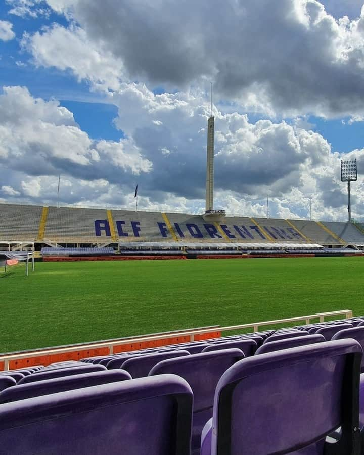 ACFフィオレンティーナさんのインスタグラム写真 - (ACFフィオレンティーナInstagram)「Il tema Stadio Franchi per la Fiorentina è chiuso 📄  The Stadio Franchi is now a closed chapter for Fiorentina 📄   LA NOTA UFFICIALE NELLE STORIES 🔗  STATEMENT IN THE STORIES 🔗  #Fiorentina #StadioFranchi #ACFFiorentina #StadioArtemioFranchi #ForzaViola #Commisso #RoccoCommisso」1月16日 2時19分 - acffiorentina