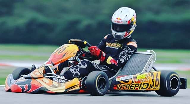ハイメ・アルグエルスアリのインスタグラム：「🏁🏁」