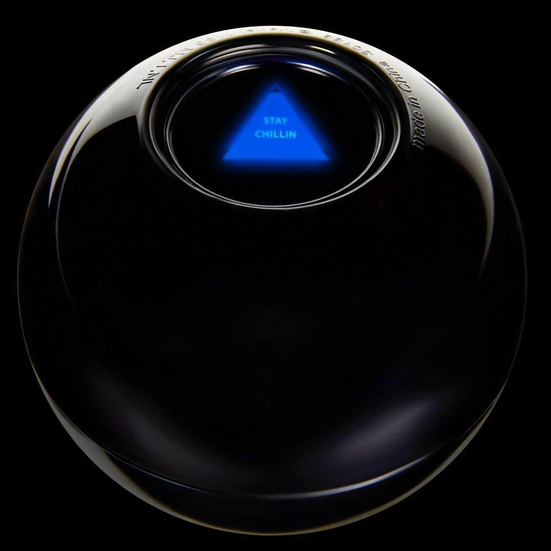 Mattelさんのインスタグラム写真 - (MattelInstagram)「The Magic 8 Ball® opens the door to self-discovery. And the @Stussy version? It runs on positive vibes only. This custom edition holds 20 answers, some classic, some you'll only discover if you buy. Get your #stussymagic8ball and merch NOW at @mattelcreations.」1月16日 3時00分 - mattel