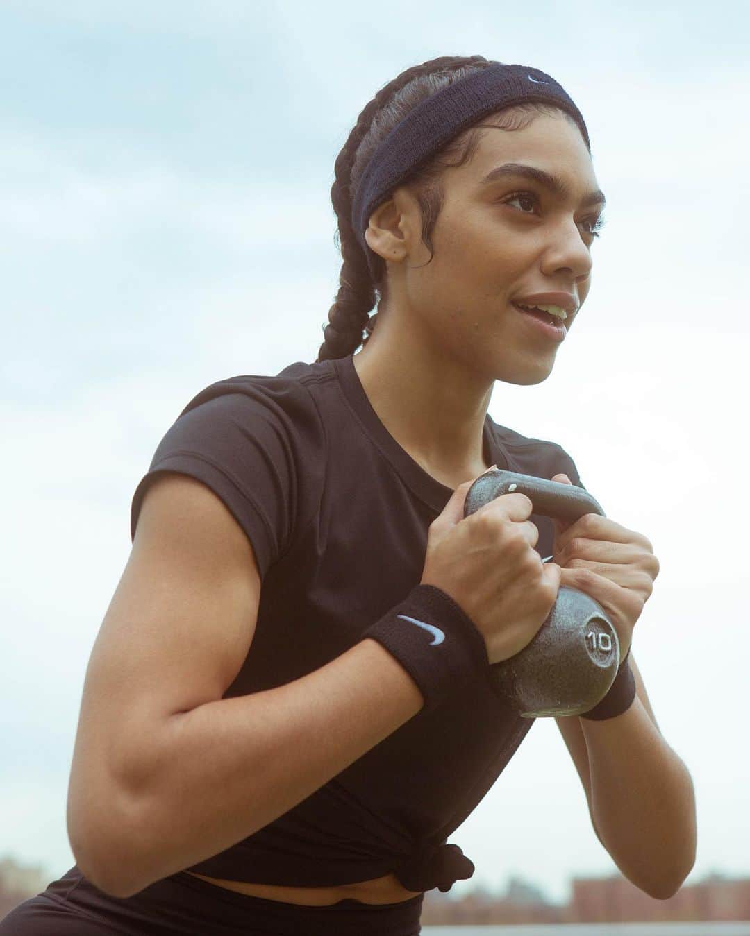 Macy'sのインスタグラム：「Your workout isn’t the only thing that’s rewarding. Become a Macy’s Star Rewards Bronze member — join for free & pay any way you want while earning rewards on all* your workout outfits.  *Restrictions apply, excludes Gift Cards, services & fees」