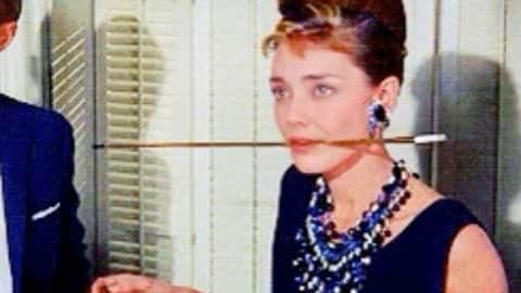 メーガン・ブーンのインスタグラム：「I did not spend an hour doing this. I swear.」