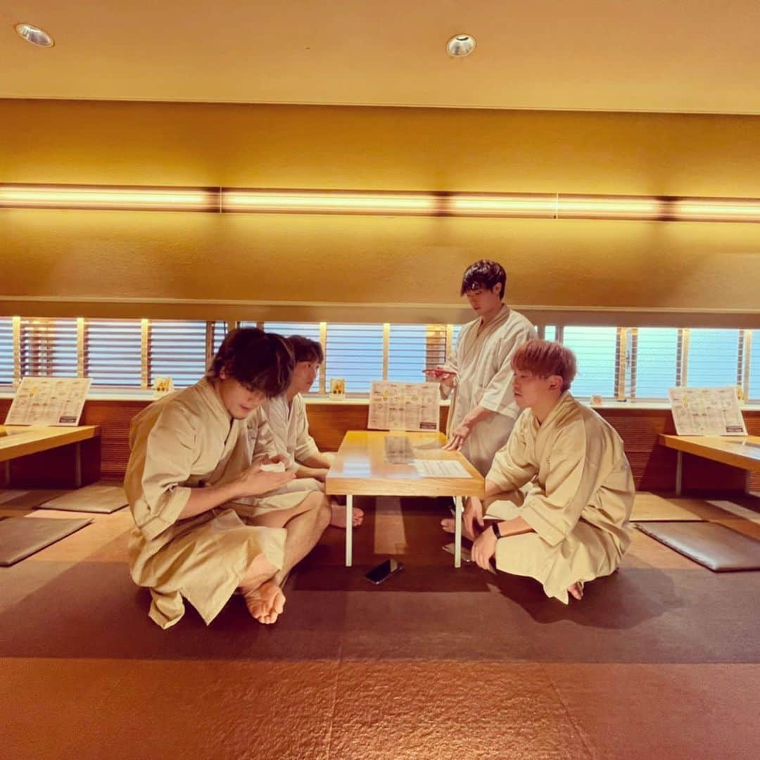 竹下幸之介のインスタグラム：「DDT SAUNA GUYS MEETING  #ddtpro #サウナ #プロレス」