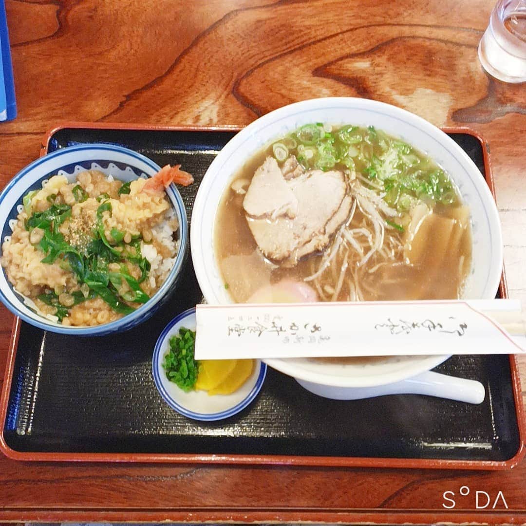 のインスタグラム：「。 美味しかった～ シンプルで少し甘めの 出汁がオカンの手料理 思い出させます(^O^)! 心まで温まりました。 ご馳走様でしたー  ～人生遊歩道～」