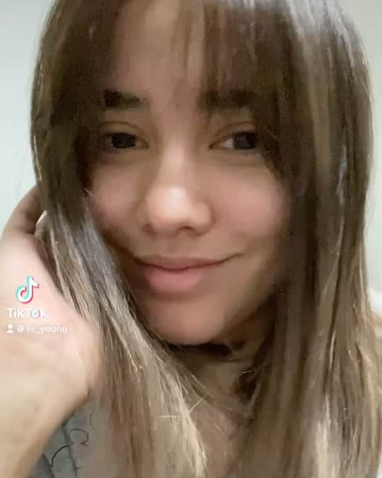 ローレン・ヤングのインスタグラム：「Going back to the sweet look for 2021! Thank you @keyjuuuhhh  of @southsalon for always making my pegs come to life 💖」
