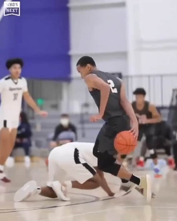 ネイト・ロビンソンのインスタグラム：「Don’t sleep on my Godson @n.0.2 ! One of the best guards in the country #holdat」