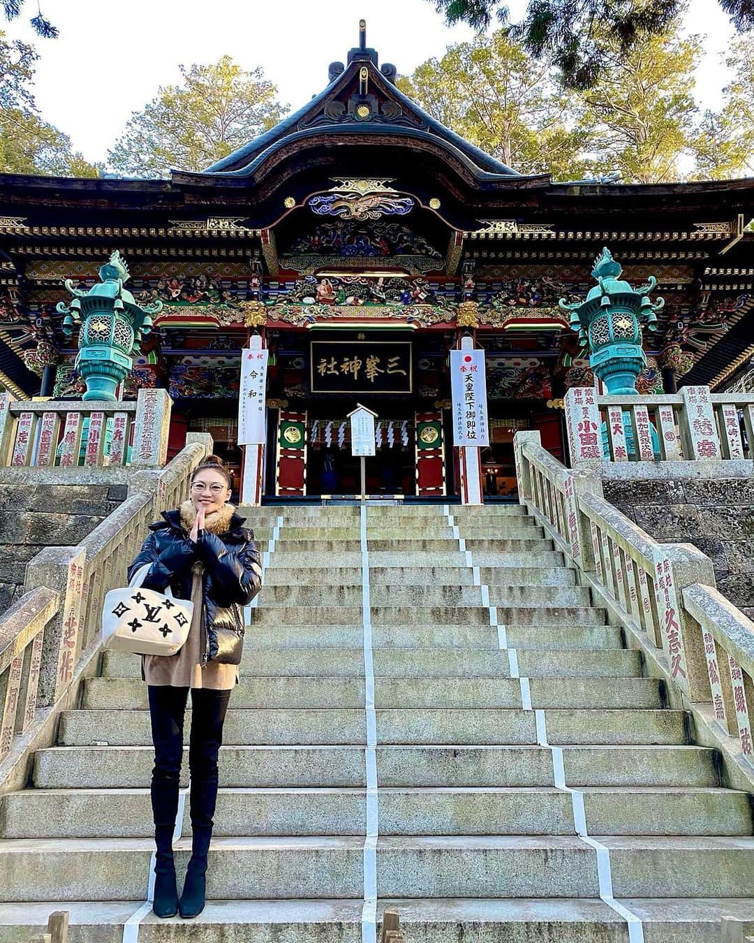 SAORIさんのインスタグラム写真 - (SAORIInstagram)「🎍2021.1.16 #一粒万倍日  #天赦日  #甲子の日  すべて重なる #超最強開運日 ✨ いつもの三峯神社に感謝を伝えに行きました🙏 朝7時半の神社は誰も居なくて 空気も澄んでて気持ち良すぎた♡ ここで息吸うだけで 体内からスゥーっと邪気が消えて 身体が楽になる気がする〜 思う存分いっぱい深呼吸してきたよ✨ 朝7時半に到着したおかげで お参りも1番、御祈祷も1番、靴箱番号も1番☝️ それだけで嬉しい単純なわたち🤣 私のPower分けたげる💪‼️ ✾ #三峯神社 #三峰神社 #三峯神社奥宮 #妙法ヶ岳 #秩父 #秩父三大神社 #powerspot  #東京 #tokyo #港区 #高身長女子 #model #モデル #influencer #インフルエンサー #instagramer #インスタグラマー #ambassador #アンバサダー #フリーモデル #ポートレートモデル #カメラマンさんと繋がりたい #ポトレ #ポトレのセカイ #ビジョラダ #美女jp」1月16日 13時46分 - saogram34
