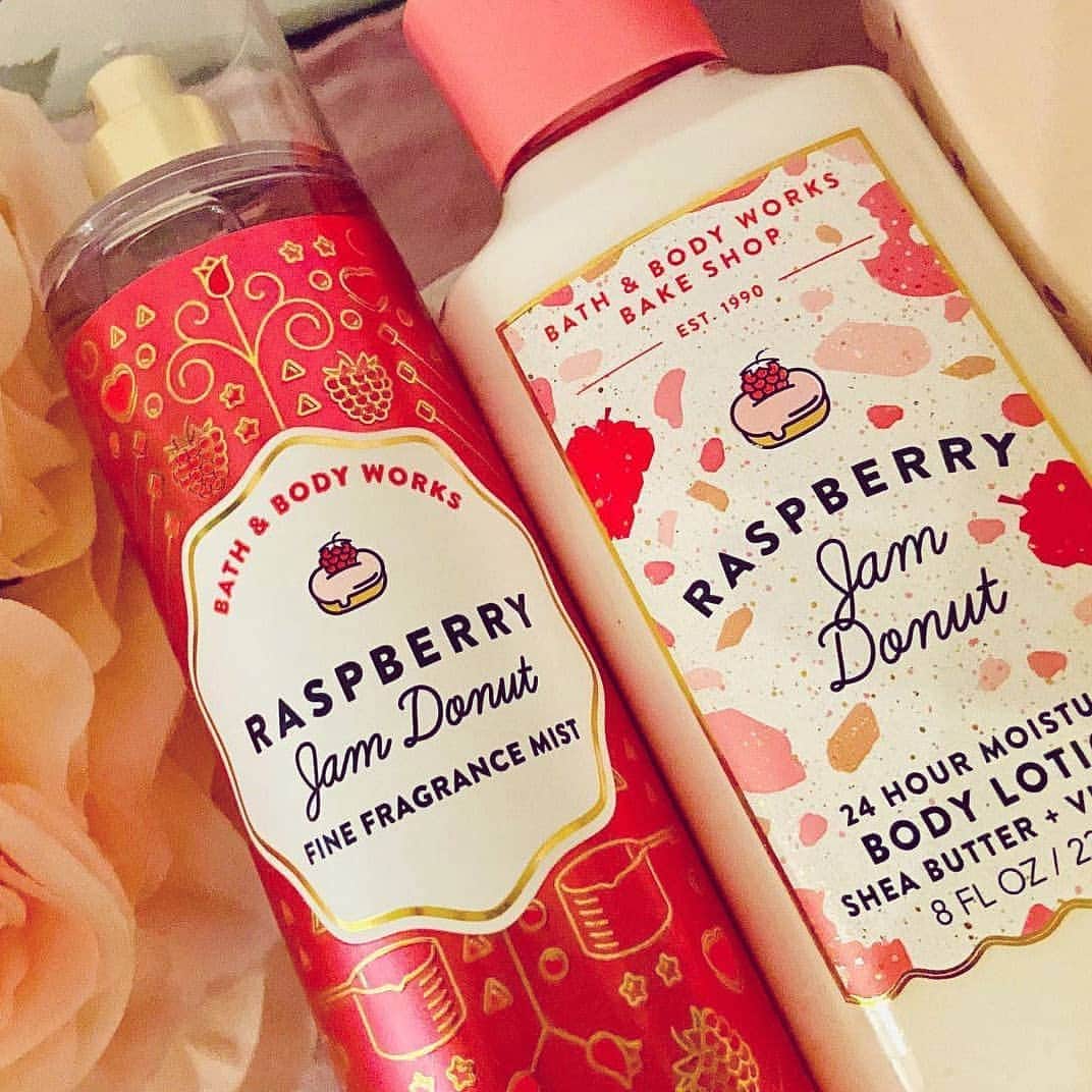 Bath & Body Worksさんのインスタグラム写真 - (Bath & Body WorksInstagram)「The Bath & Body Works Bake Shop is COMING SOON! Leave a 🍩 if this is about to be your newest breakfast obsession!」1月16日 5時04分 - bathandbodyworks