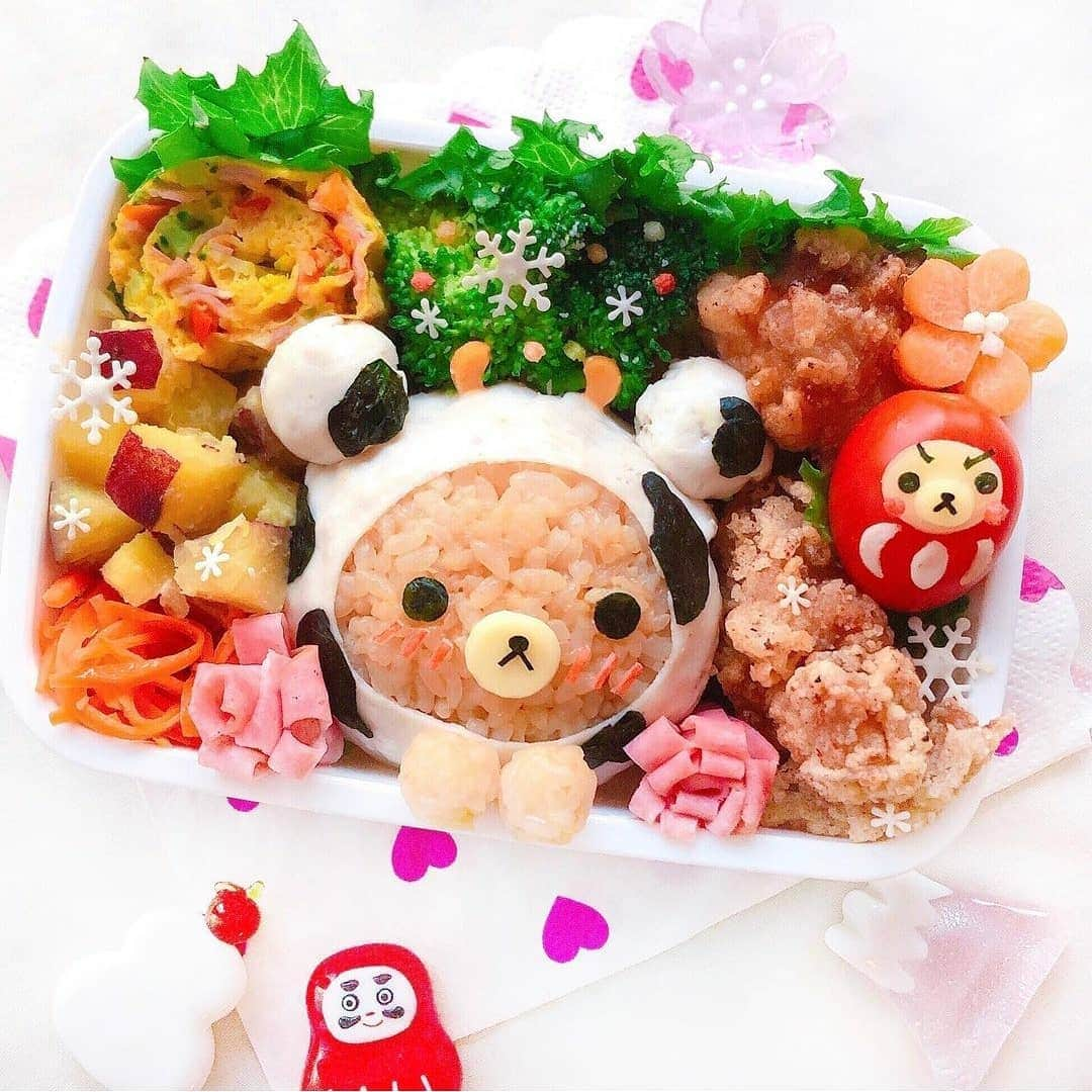 Rilakkuma US（リラックマ）さんのインスタグラム写真 - (Rilakkuma US（リラックマ）Instagram)「@rm2boysmama posted this amazing New Year's bento featuring Rilakkuma dressed in a cow outfit for the Year of the Bull! It's super cute!  #rilakkuma #sanx #rilakkumaus #bento #charaben #cutefood #kawaii #cute #リラックマ #サンエックス」1月16日 5時22分 - rilakkumaus