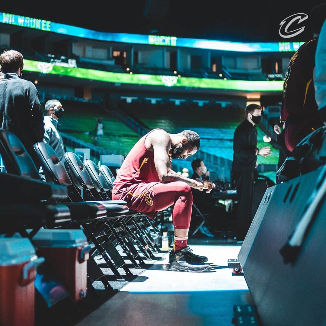 のインスタグラム：「🙇🏾🙏🏾🖤 #GAMEDAY」