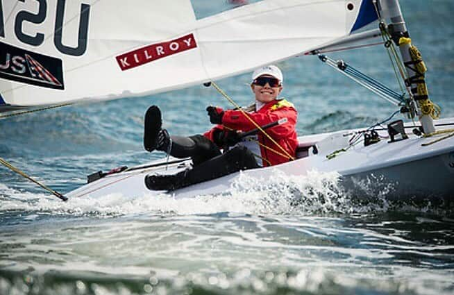 ペイジュ・レイリーさんのインスタグラム写真 - (ペイジュ・レイリーInstagram)「No wind, but all smiles today at the @westmarineinc Open Racing Series in Ft. Lauderdale. • • • #day1 #racing #sailing #olympics #2021 #girl #athlete #cheesin」1月16日 7時12分 - paigeraileysailor