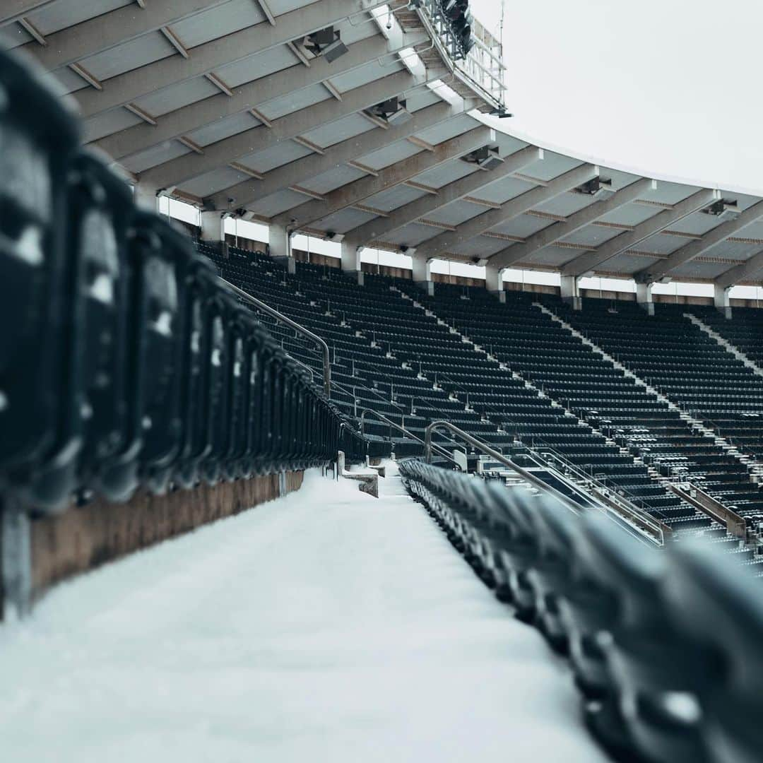 カンザスシティ・ロイヤルズさんのインスタグラム写真 - (カンザスシティ・ロイヤルズInstagram)「Snow day at #TheK. ❄️」1月16日 7時50分 - kcroyals