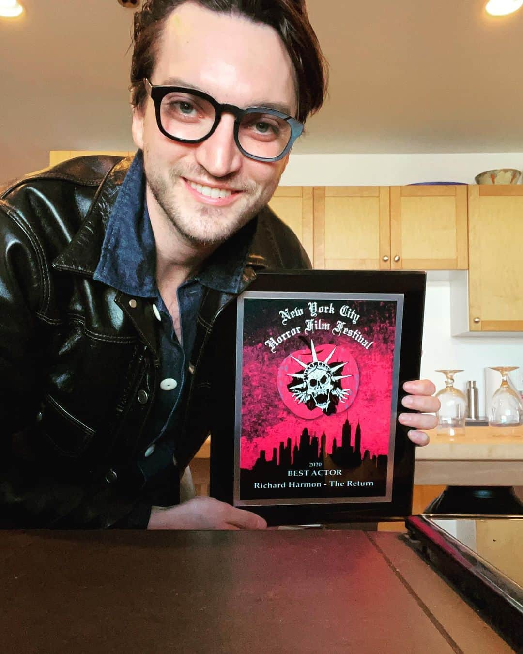 リチャード・ハーモンのインスタグラム：「Thank you @nychorrorfilmfest! Very cool to get recognized in not only one of my favorite cities but also one of my favorite genres. If not my favorite.」