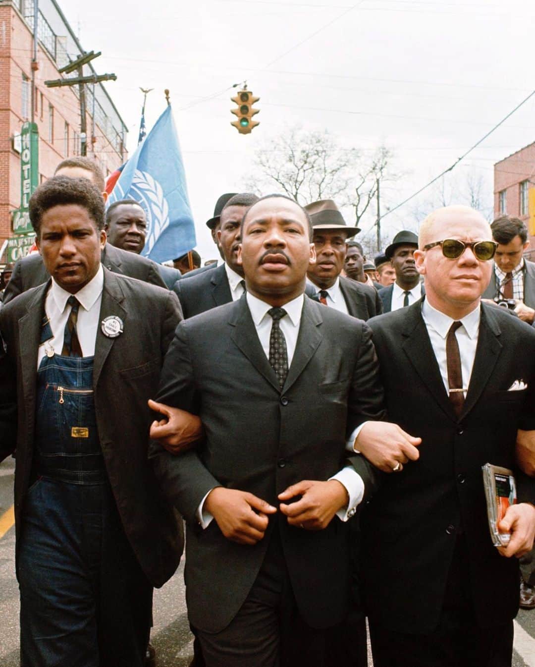 コモンさんのインスタグラム写真 - (コモンInstagram)「"Freedom is never voluntarily given by the oppressor; it must be demanded by the oppressed." Dr. Martin Luther King Jr. Happy Birthday to Dr. King. God Bless.」1月16日 8時50分 - common