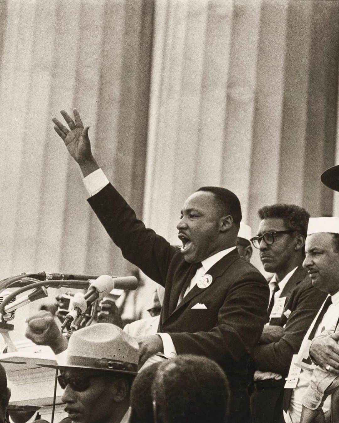 コモンさんのインスタグラム写真 - (コモンInstagram)「"Freedom is never voluntarily given by the oppressor; it must be demanded by the oppressed." Dr. Martin Luther King Jr. Happy Birthday to Dr. King. God Bless.」1月16日 8時50分 - common