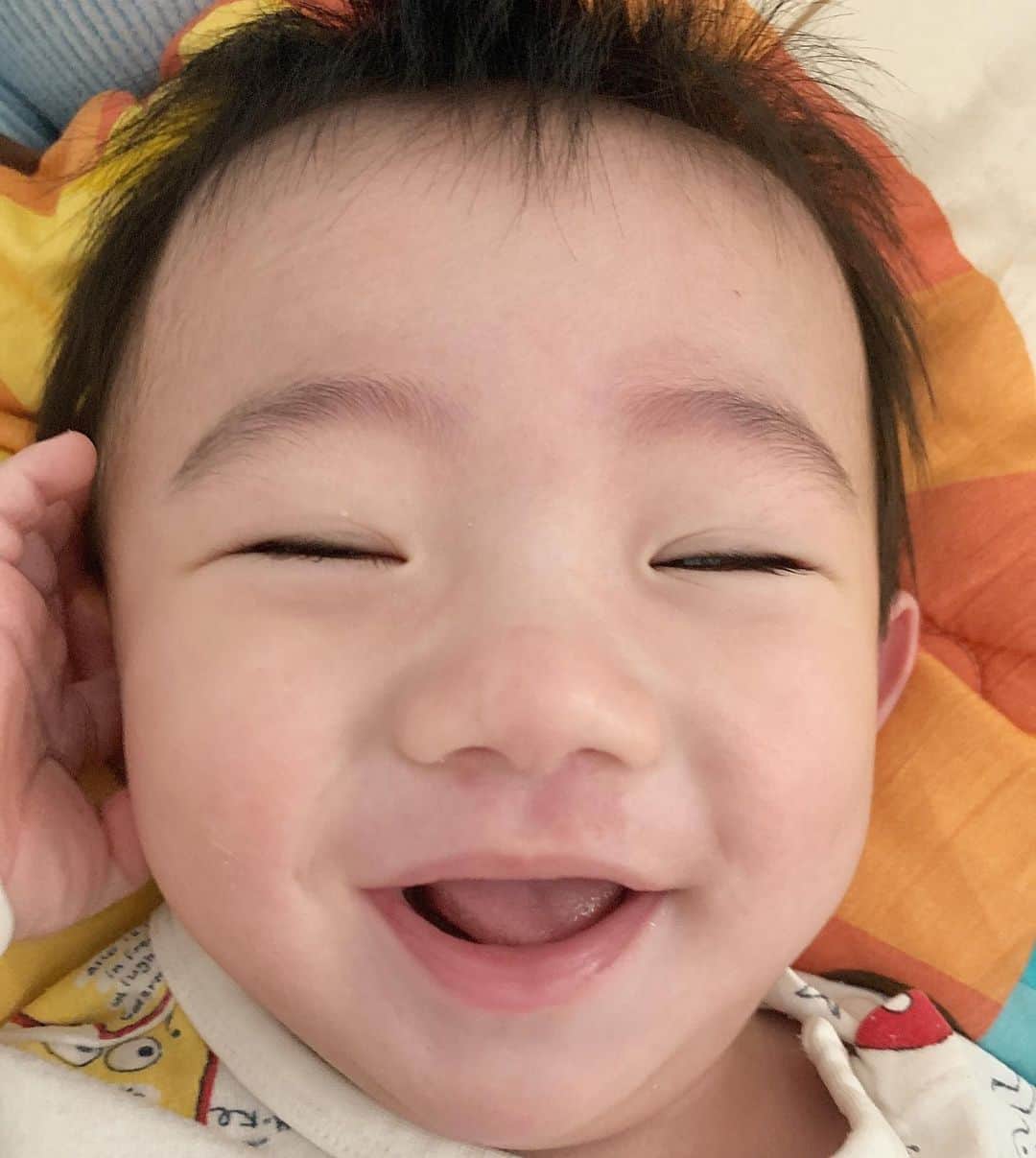 キム・ヒナのインスタグラム：「굿모닝  쫘모닝 데헷 ✋🏻_✋🏻?」