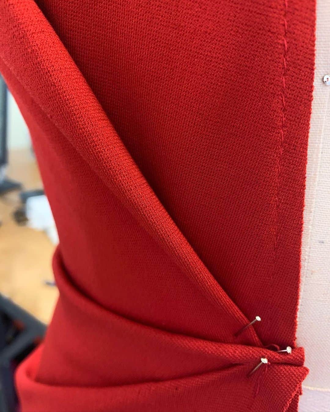 ホルストンのインスタグラム：「Halston’s favorite color was red. To him it represented power and sensuality, and his clients were noticed in Halston true reds.  Today, it still stands out...」