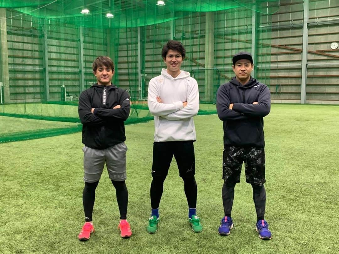 牧田和久のインスタグラム：「1月5日〜15日までアンダースローだけの自主トレが終了しました。  本当に内容の濃い自主トレとなりました！高橋礼くん、與座海人くん、みんなそれぞれ違うモノがあり楽しかったです。  #自主トレ #合同自主トレ #アンダースロー #サブマリン #牧田和久 #高橋礼 #與座海人 #埼玉西武ライオンズ #福岡ソフトバンクホークス #東北楽天ゴールデンイーグルス #西武ライオンズ #楽天イーグルス #ソフトバンクホークス」