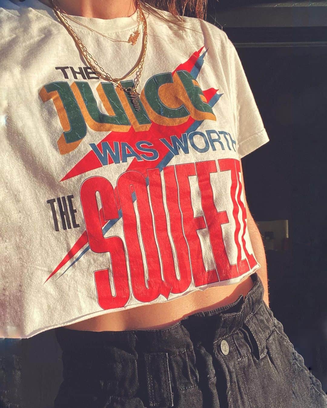 ヒラリー・ローダのインスタグラム：「the good things always are 🤙🏼」