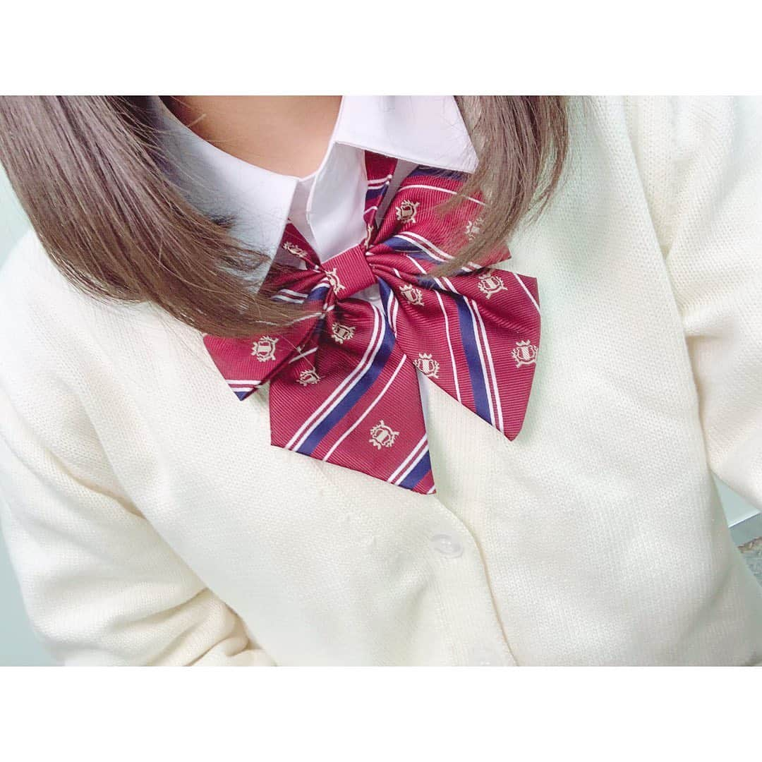 石田みなみさんのインスタグラム写真 - (石田みなみInstagram)「今日のわたし。in お話し会﻿ ﻿ ﻿ #STU48 #charmingtrip #idol #アイドル﻿ #Stucharmingtrip #石田みなみ　 #制服 #制服女子 #制服コスプレ #お話し会 ﻿﻿ ﻿」1月16日 10時34分 - ishida.minami_373