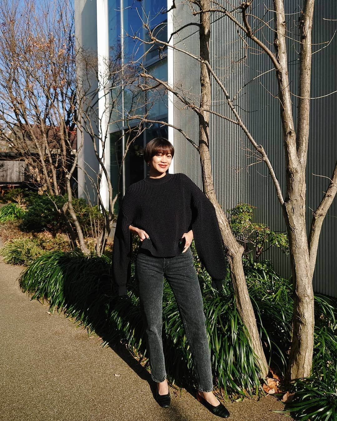 平アスカさんのインスタグラム写真 - (平アスカInstagram)「new knit🧶🖤 new denim👖 #ootd #outfit #knit #todayful #moussy #rosebud」1月16日 10時57分 - asucataira