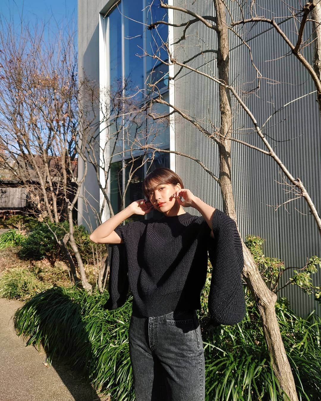 平アスカさんのインスタグラム写真 - (平アスカInstagram)「new knit🧶🖤 new denim👖 #ootd #outfit #knit #todayful #moussy #rosebud」1月16日 10時57分 - asucataira