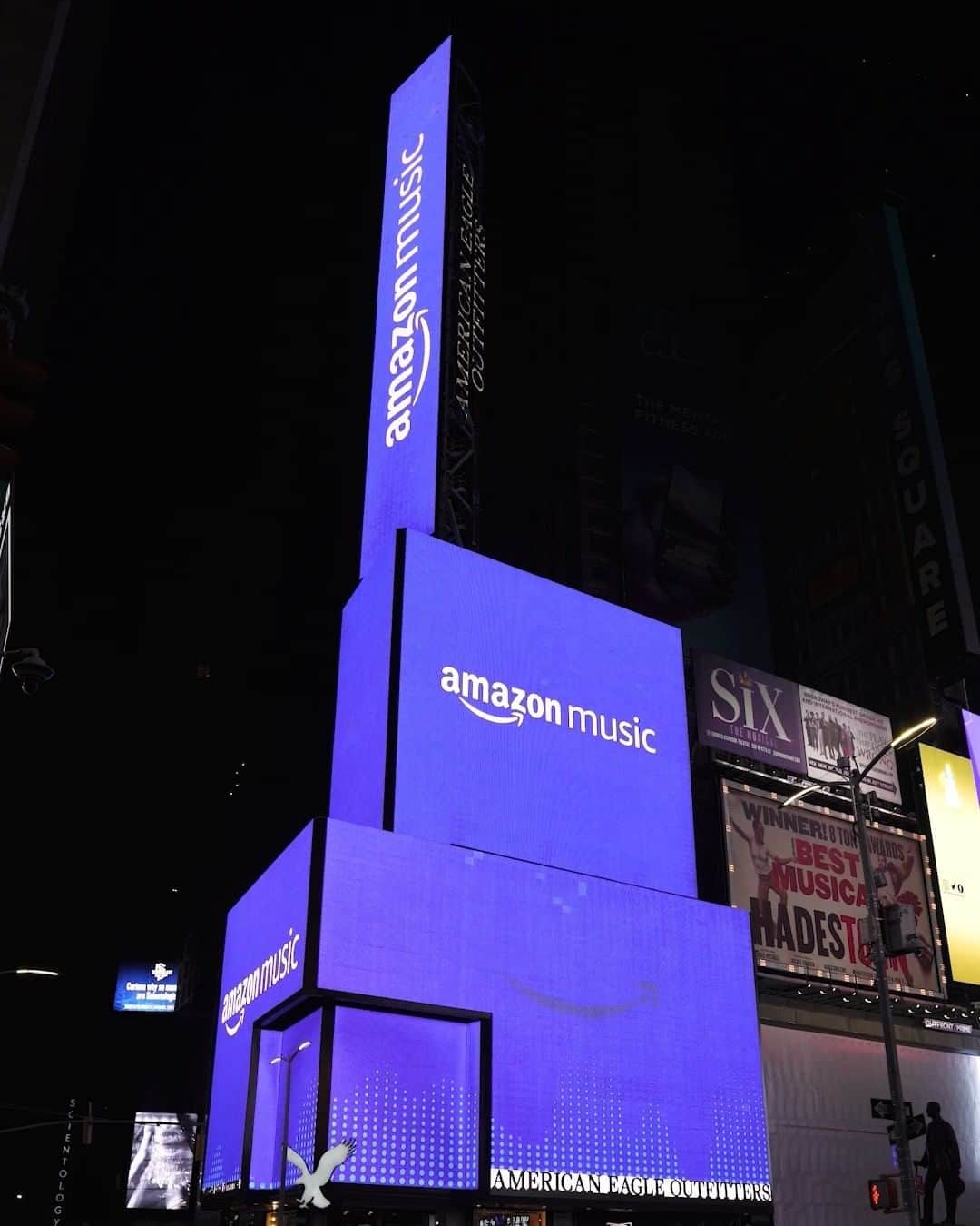 Danna Paolaのインスタグラム：「Otra sorpresa más, ESTOY QUE NO ME LA CREO… 🥺🥺🥺 GRACIAS ♥️ @amazonmusicmx @amazonmusiclatin  #KO 🥀🔥」