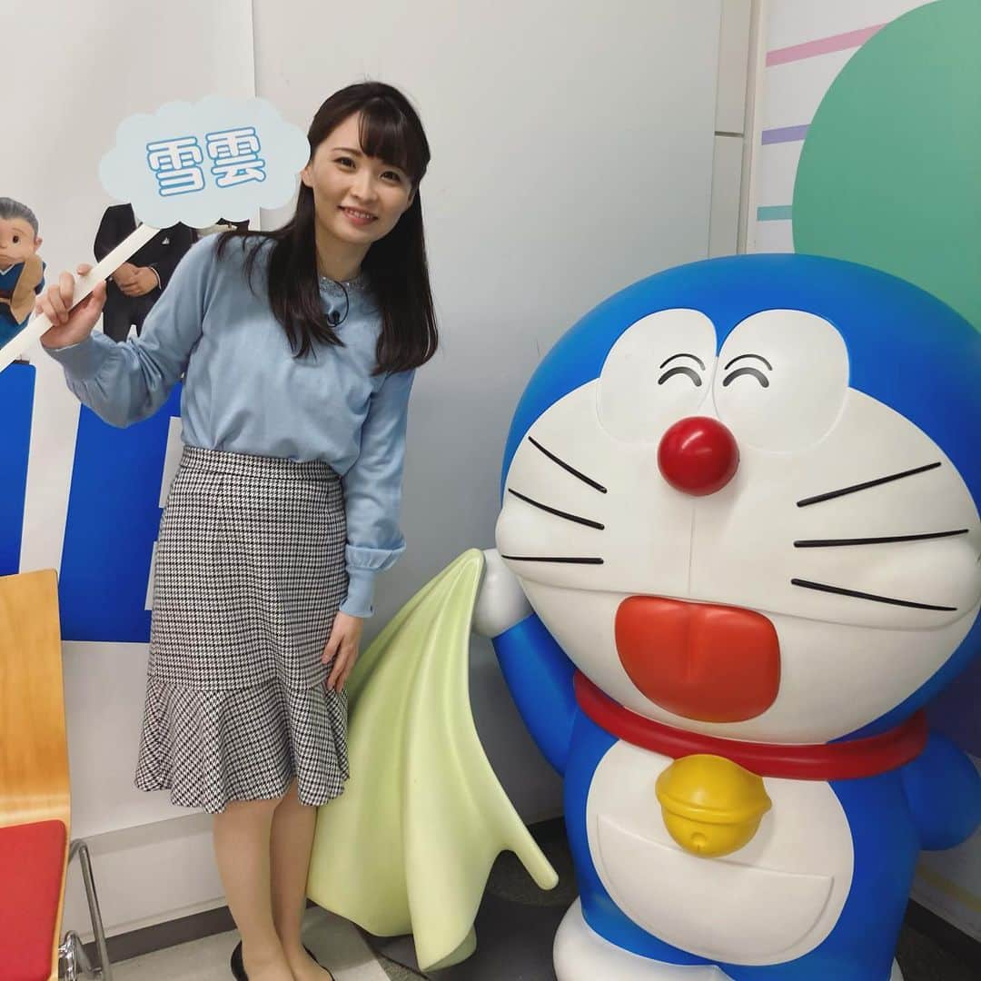 田中美都（気象予報士）さんのインスタグラム写真 - (田中美都（気象予報士）Instagram)「* きょうはまるどりっ！に出演しました📺🌦 * 前回の寒波による大雪についてお伝えしました☃️❄️ 今日の夕方からは火曜日にかけては また雪の予想になっていますので、 交通機関の乱れなどご注意ください🚗 * #スーパーJにいがた #新潟テレビ21 #ux #天気予報 #気象予報士 #気象キャスター #新潟県  #新潟 #大雪 #空 #天気」1月16日 12時01分 - tanaka_mito_