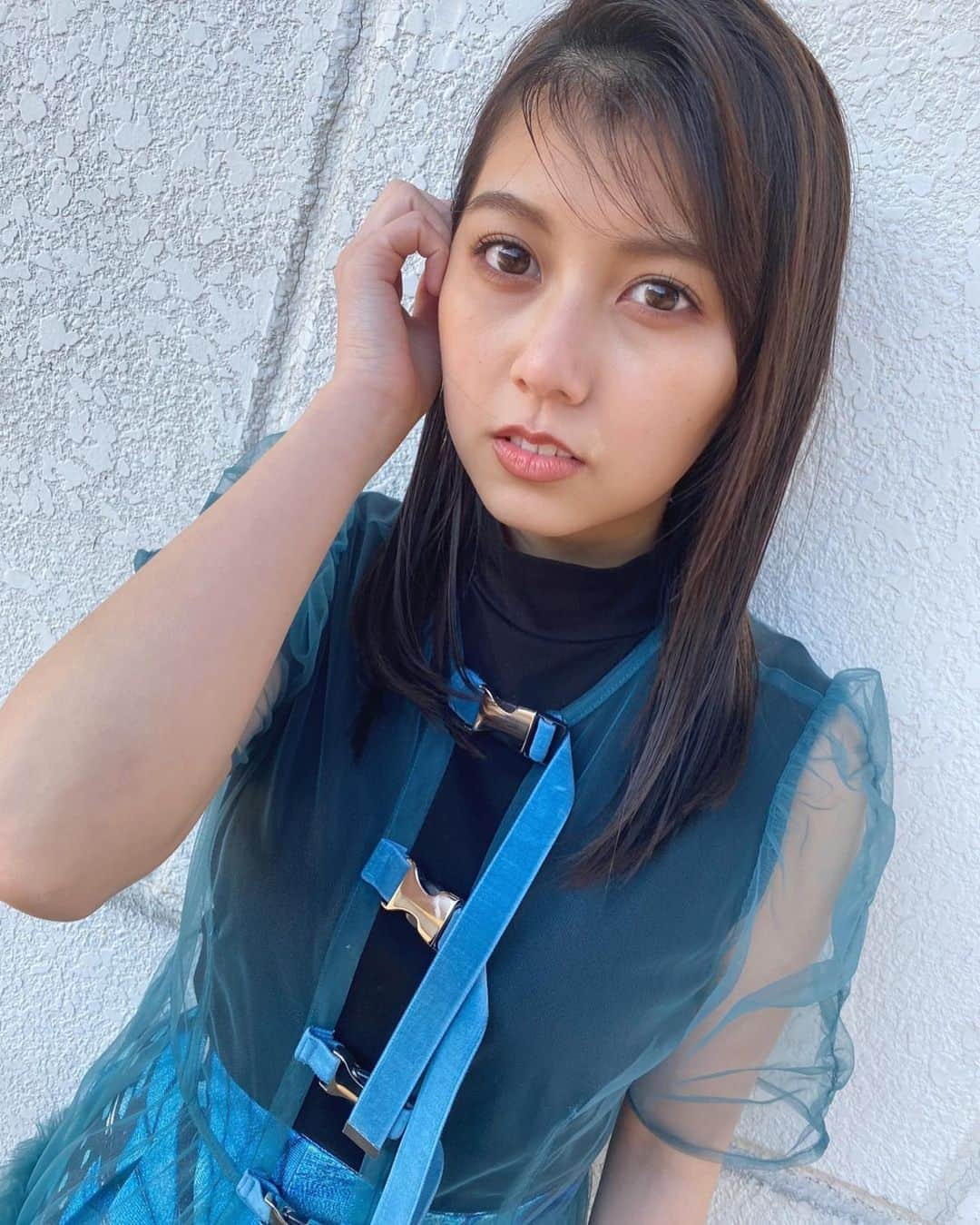 鈴木萌花さんのインスタグラム写真 - (鈴木萌花Instagram)「こんにちは🦋﻿ ﻿ ﻿ 今、公開されました~！﻿ ﻿ ﻿ ﻿ ❤︎アメフラっシ 公式YouTube❤︎﻿  『BAD GIRL』Music Video﻿ ﻿ ﻿ ﻿ この間、二つ目のMVが公開されたばかりで、また一つ作っていただけて、みなさんにお届けできることが、本当に嬉しい気持ちでいっぱいです。﻿ ﻿ みなさんにも、沢山の関わってくださったスタッフさんにも、感謝しています。﻿ ﻿ これから先、このMV達が、色んな人や色んな国、色んなところに届くよう、羽ばたいて行きたいです。🦋✨﻿ ﻿ I'll get out of a shell!﻿ ﻿ #YouTube #musicvideo #MV #アメフラっシ #愛来 #市川優月 #小島はな #鈴木萌花」1月16日 12時05分 - amefurasshi_moeka_official_