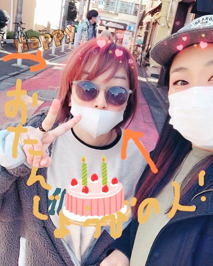 みずえさんのインスタグラム写真 - (みずえInstagram)「Nao★ちゃんおめでとうでございます！❤️🎂🍾今日はleafroom豪徳寺でマスクでパーチーね🥁 #whothebitch」1月16日 12時26分 - mizuemusic