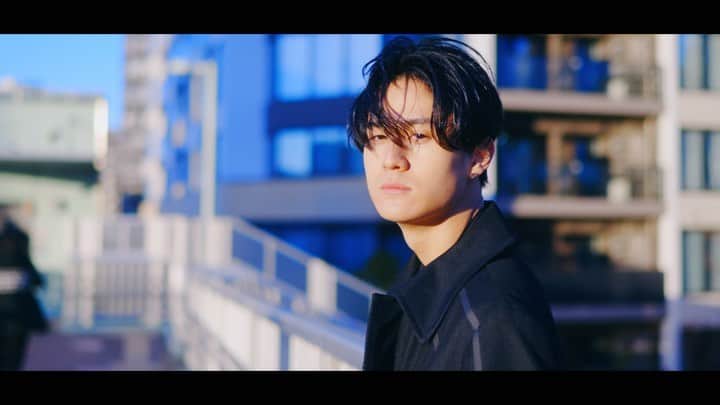 かとうみさとのインスタグラム：「AMADEUS - COLD RAIN  Mix&Mastering:Teddy Loid @TeddyLoidSpace   MV DIRECTED by me  youtu.be/iFkBSLlwI9Y」