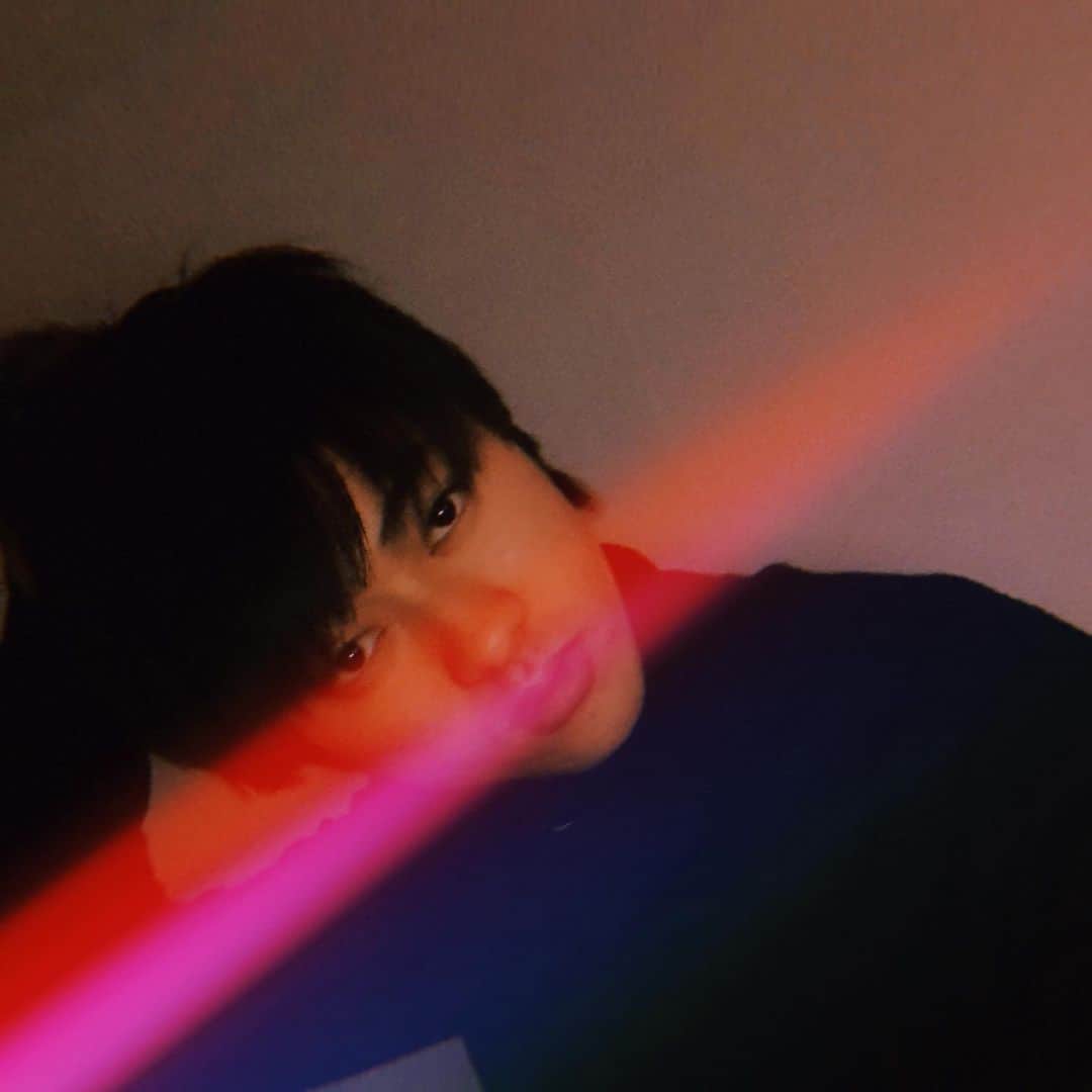 のインスタグラム：「#春はまだかえ」